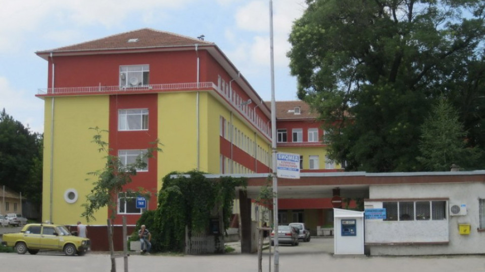 Проверка в болницата в Попово, след смъртта на 12-годишно дете | StandartNews.com