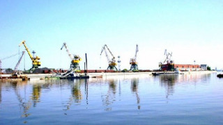 Държавата взе порт от Цветан Василев