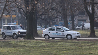 Крадци опразниха автосервиз