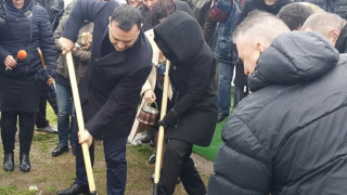 Московски поправи самолета на властта