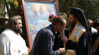 Вадят чудотворна икона за празника на Сандански