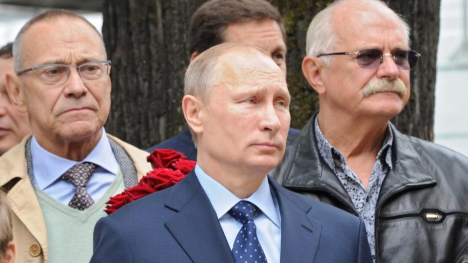 Михалков и Кончаловски искат милиард от Путин  | StandartNews.com