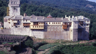 Манастир в Света гора пази най-големия къс от Кръста