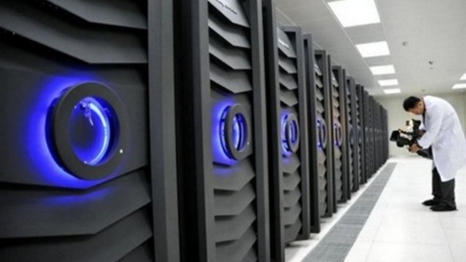 САЩ инвестират $200 млн. в суперкомпютър | StandartNews.com