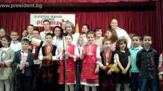 Нашенци в Малага питат Попова за бг школата