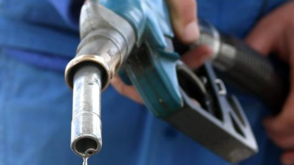 30% от горивата са без платени данъци | StandartNews.com