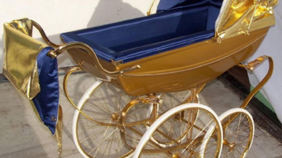 $6000 за позлатена бебешка количка  | StandartNews.com