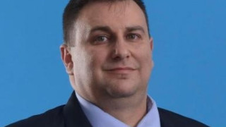 Емил Радев: В борбата срещу насилието на животни спасяваме и хора