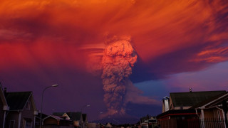Евакуация в Чили заради изригнал вулкан