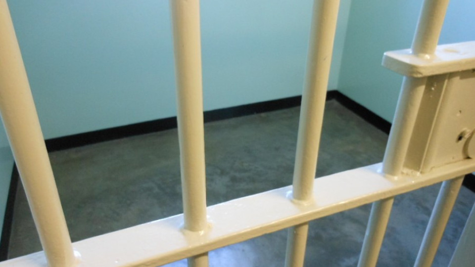Новозагорец отива в затвора за шофиране без книжка | StandartNews.com