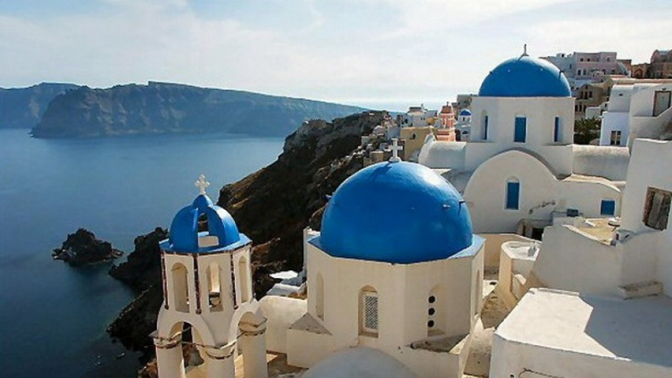 Съветват туристите в Гърция да си носят пари | StandartNews.com