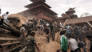 Трусът преместил Катманду с 3 метра (ОБЗОР)
