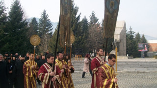 Венци и цветя за Гоце Делчев