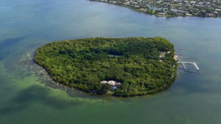 Продават остров за $110 млн.