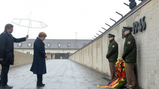 Медии: Германия умува за репарациите
