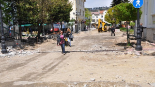 Ремонтират пътища и водопровод с близо 6 млн. лв. 