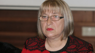 Цачева обсъжда проблема с бежанците с немски колега 
