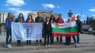 Наши математици със злато в Москва