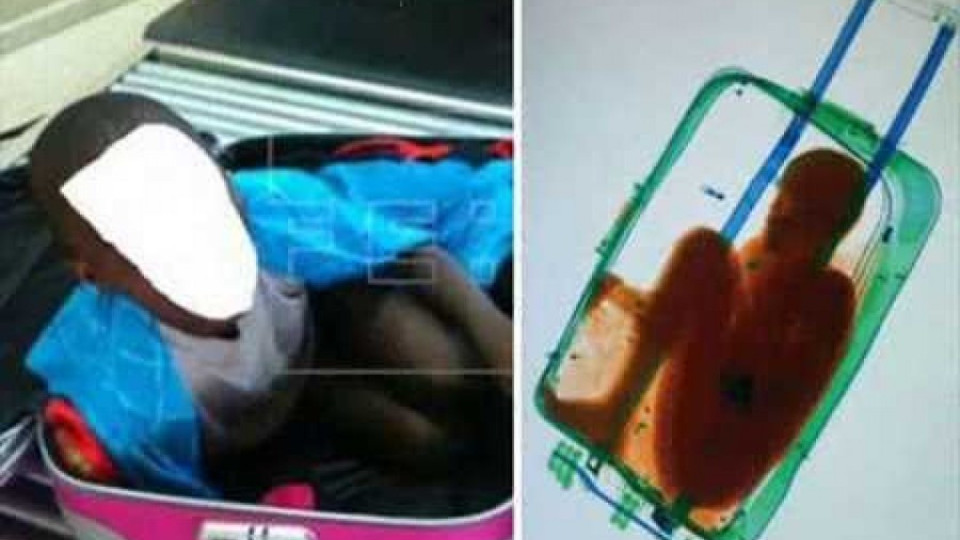 Митничари откриха дете, пренасяно в куфар | StandartNews.com