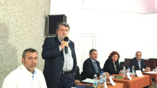 Вежди: 30 000 на ден гледат златото ни в Лувъра