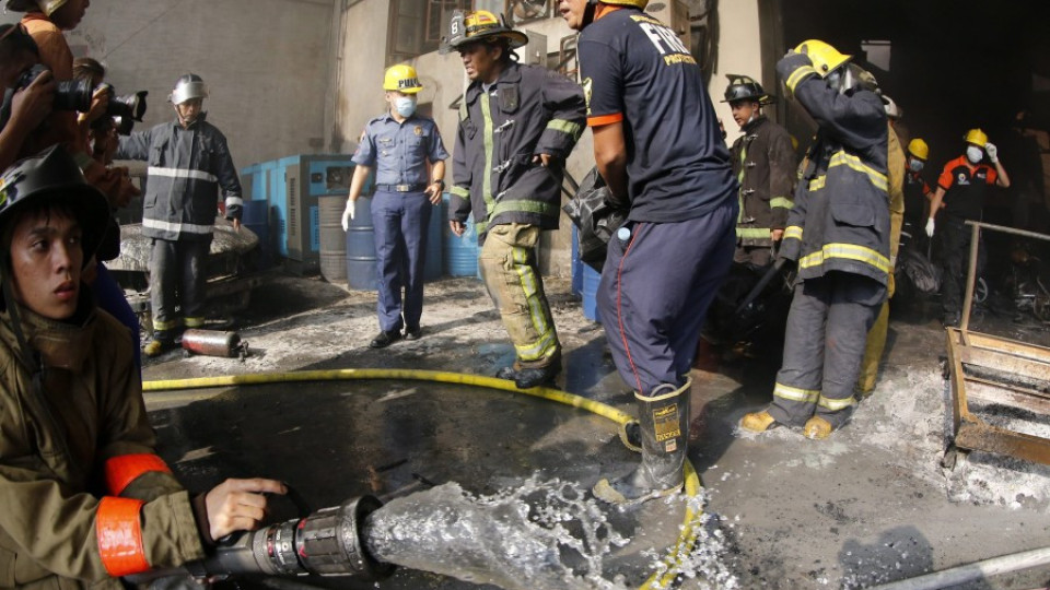 31 гинат в пожар във Филипините | StandartNews.com