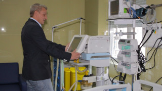 Комисията по здравеопазването пита Москов за сливането на болници