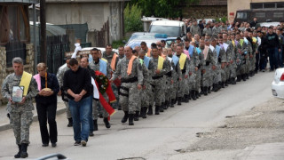 Спряха на границата сръбските четници