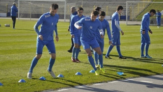 Платиха по две заплати в "Левски"