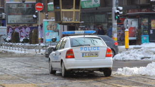 Въоръжени ограбиха бензиностанция в София