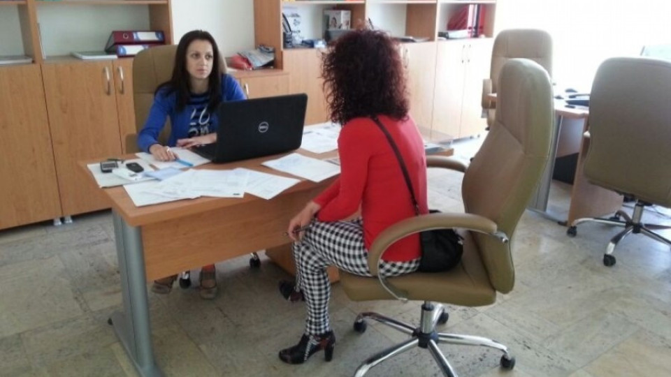 Центърът за имигранти в Слънчев бряг продължава работа | StandartNews.com