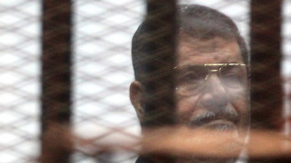 Осъдиха на смърт ислямиста Морси (ОБЗОР)