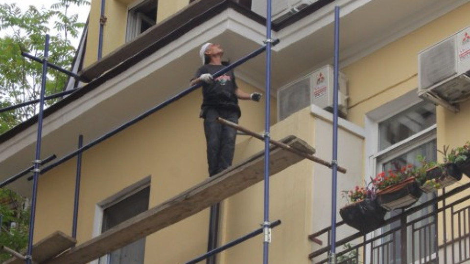 2000 лева глоба за опасен балкон | StandartNews.com