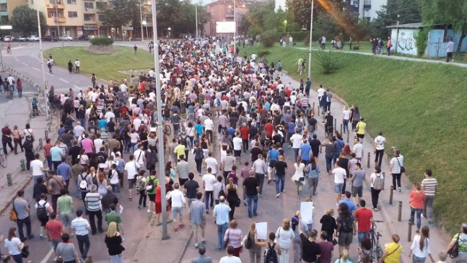 Митинг за оставката на Груевски в Македония | StandartNews.com
