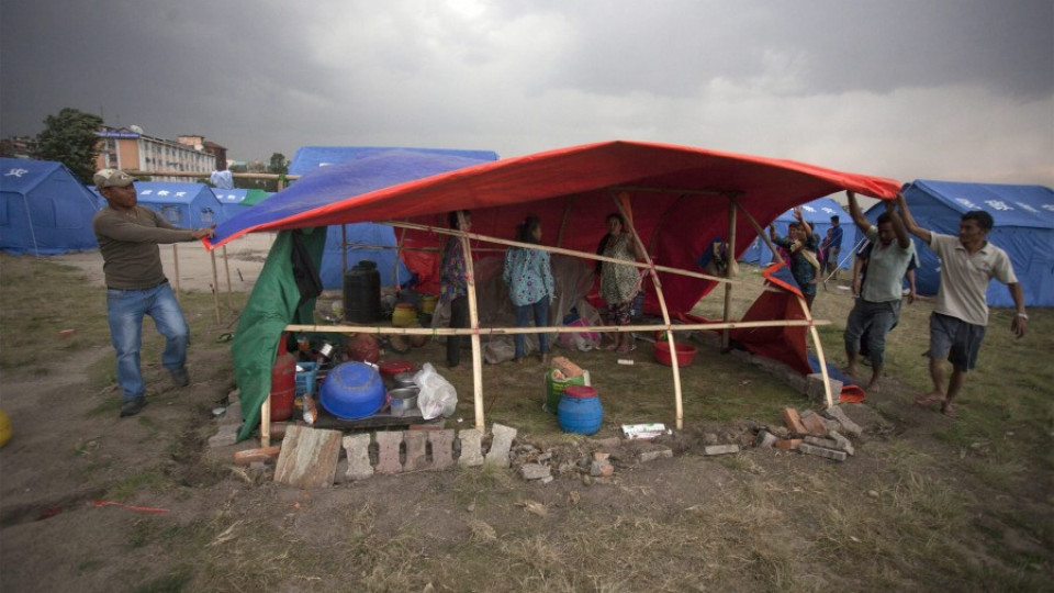 Поредна евакуация в Непал заради свлачища | StandartNews.com