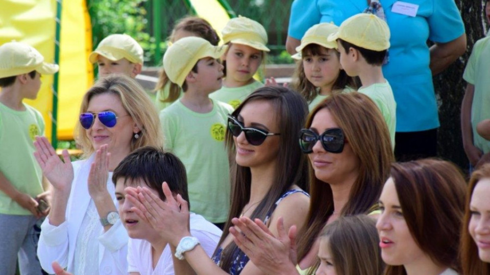 Звезди в акция "зелено" | StandartNews.com