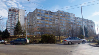 Шумна компания стреля 4 пъти по възмутен съсед