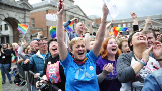 Ватикана заклейми гей браковете в Ирландия