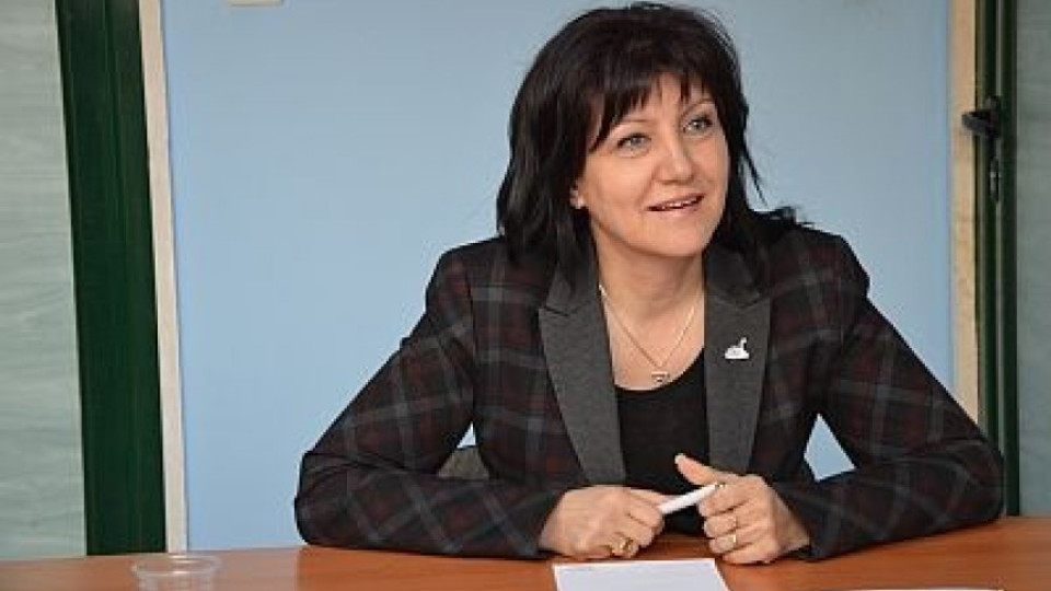 Караянчева: Общата анти-ДПС- кандидатура за кмет на Кърджали е политически анахронизъм | StandartNews.com