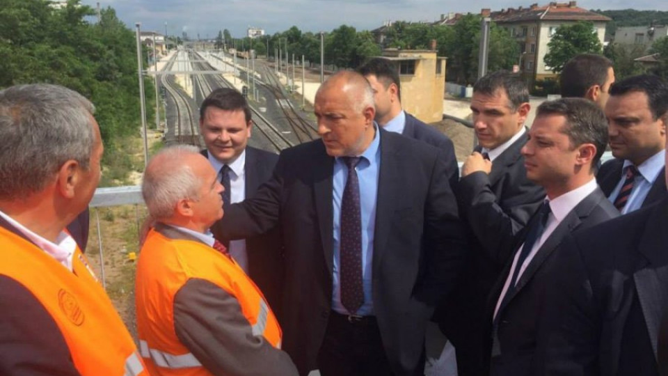 Борисов откри обновената жп гара на Димитровград | StandartNews.com