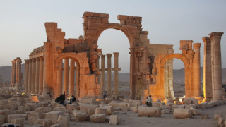 Джихадистите масово унищожават Палмира