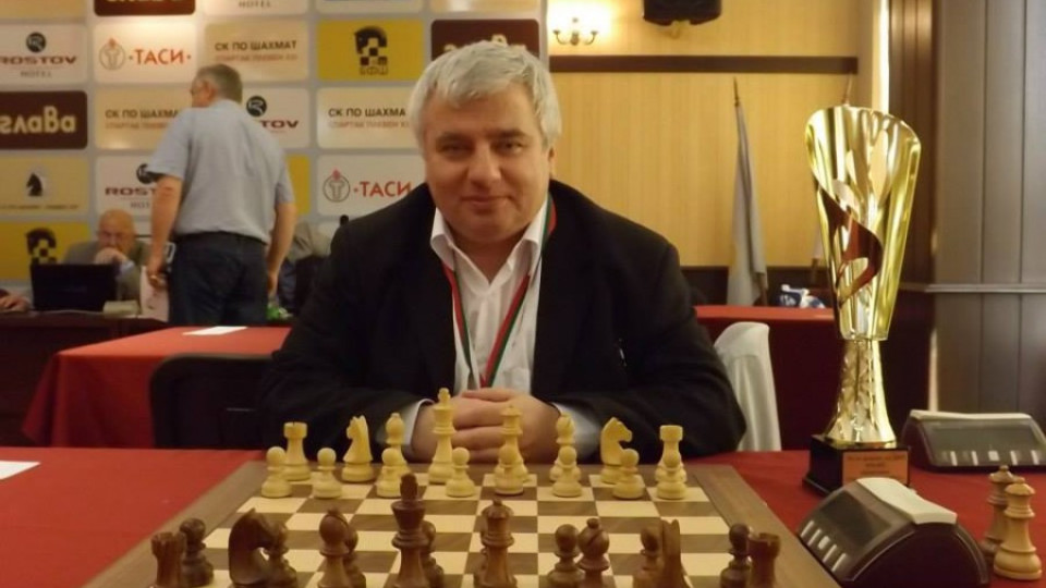 Клатят стола на Данаилов в шаха | StandartNews.com