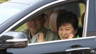 Президентът на Южна Корея се повози в самоуправляващ се "Хюндай"