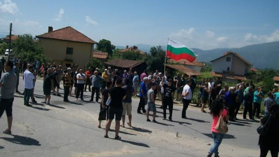 Само един в ареста за погрома в Гърмен, четирима с „парична гаранция”  | StandartNews.com