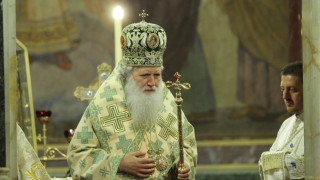 Патриарх Неофит отслужи литургия за Петдесетница