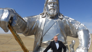 Чингис хан - владетелят океан 