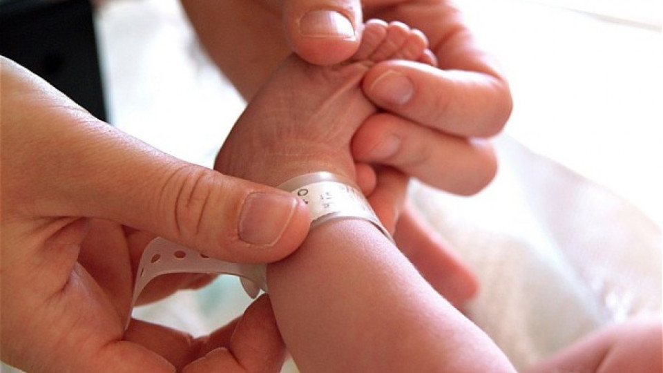 Обявяват причините за смъртта на бебето в Тетевен | StandartNews.com