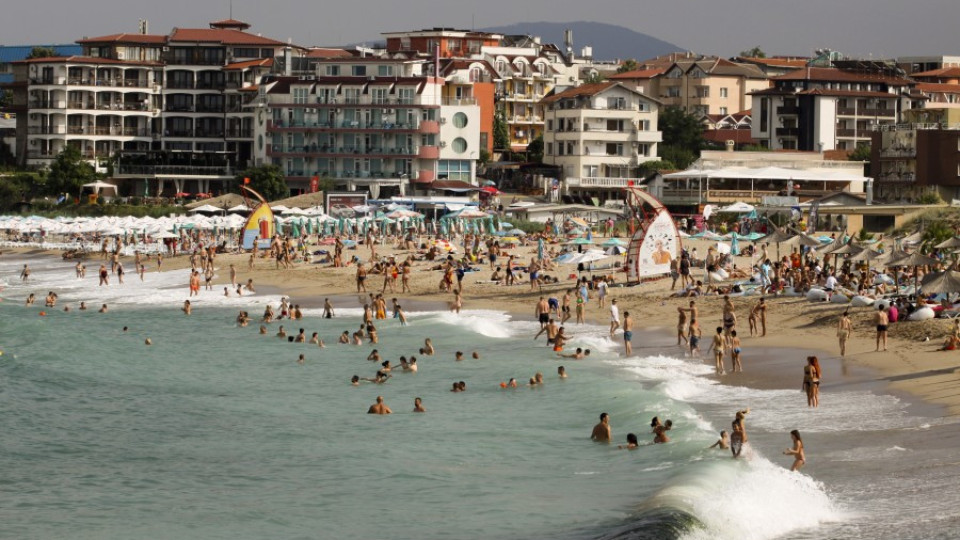 Румънци пълнят хотелите по морето през уикенда    | StandartNews.com