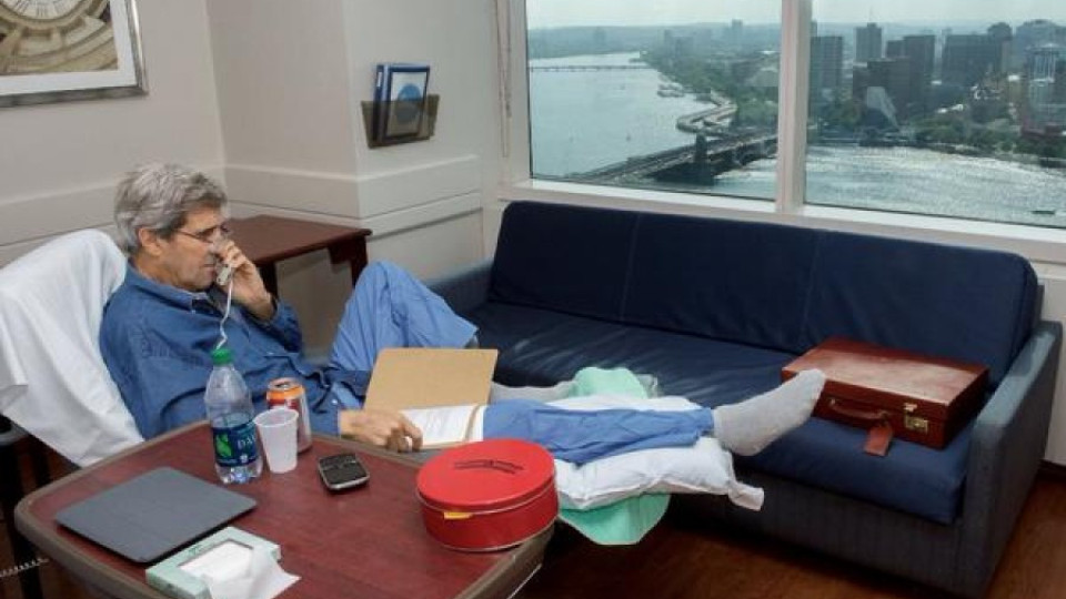 Джон Кери показа своя снимка от болницата | StandartNews.com