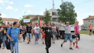 Последен ден за доброволно премахване на ромските къщи в Гърмен