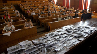 "Война на световете" за кандидат-журналистите 